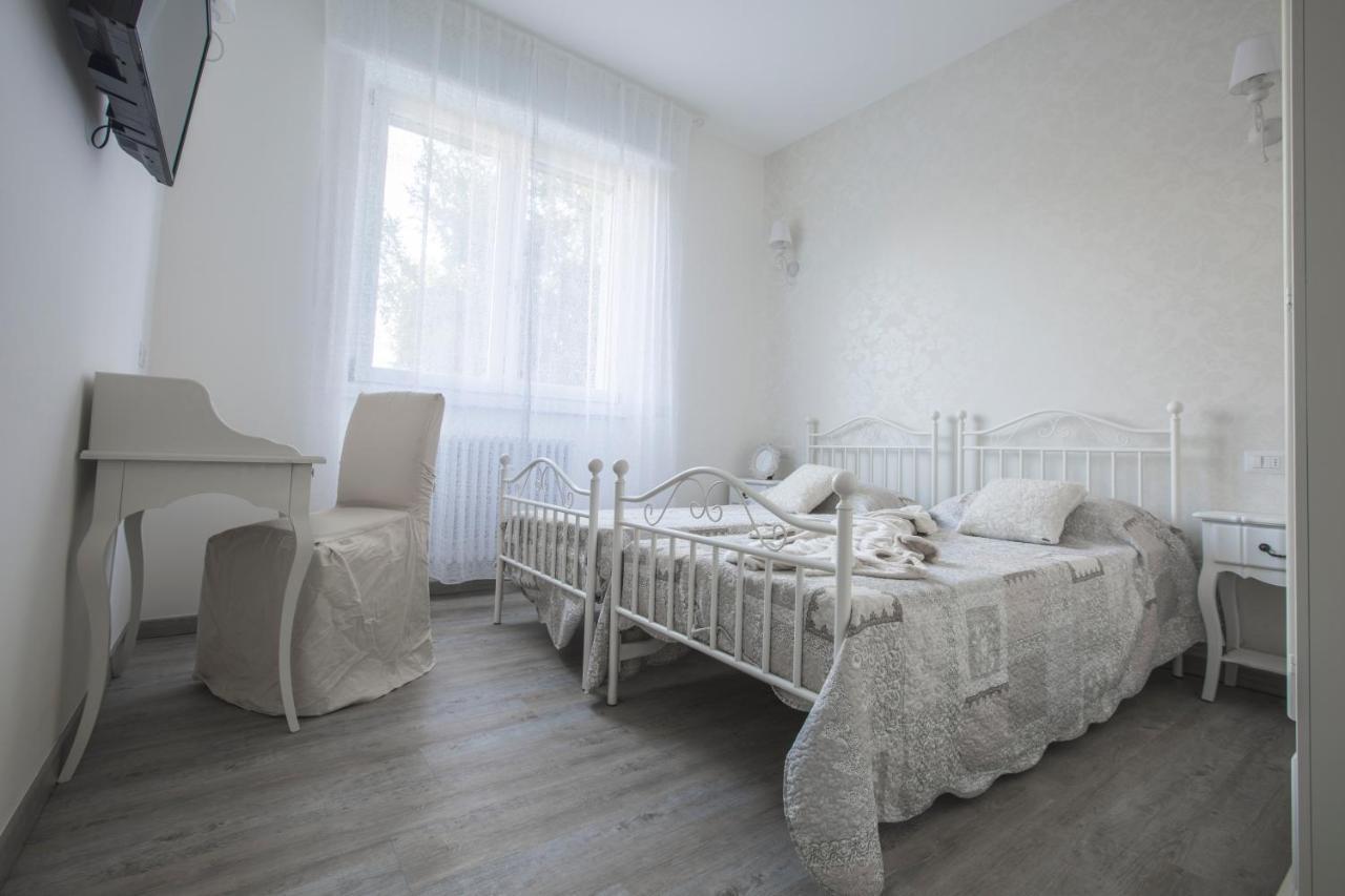 Lilly Chic Monza Bed & Breakfast Ngoại thất bức ảnh